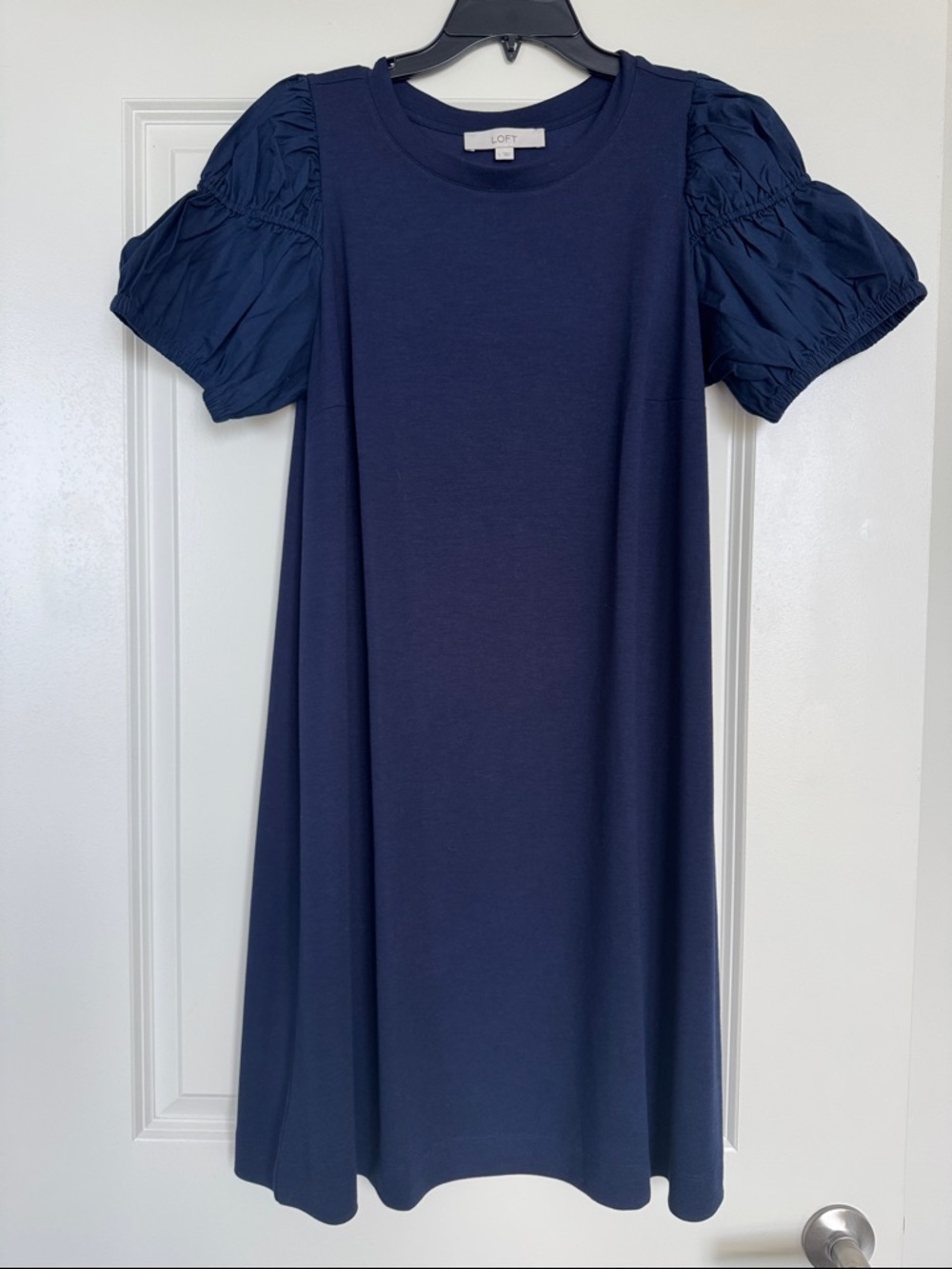 LOFT Navy Puff-Sleeve Knit Casual Dress
